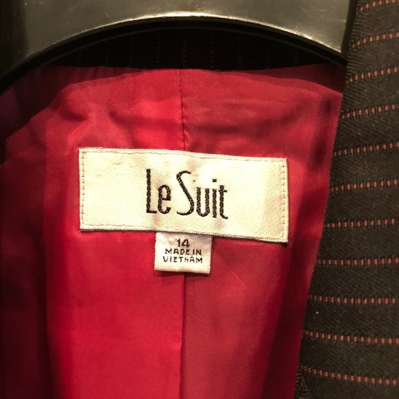 Le Suit Black Pinstripe Pants Suit with Red Lining - Picture 4 of 7